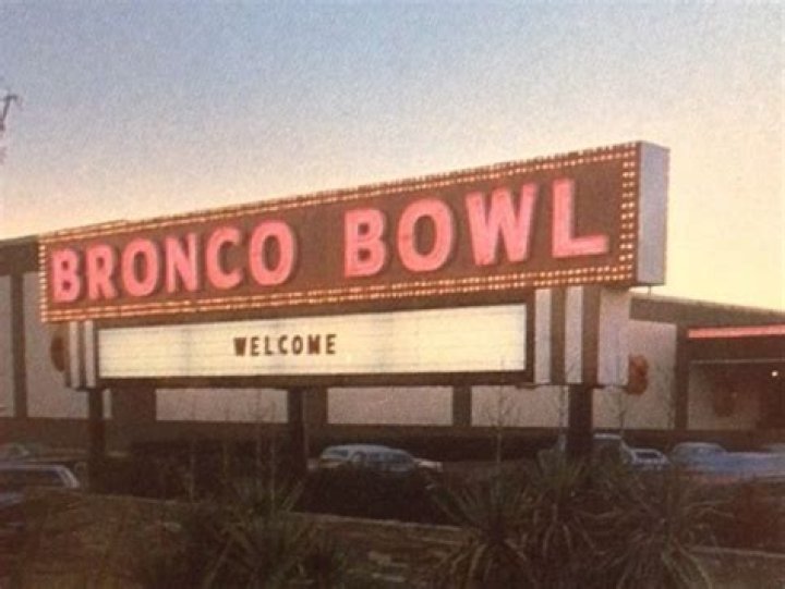 Bronco Bowl To Close In October