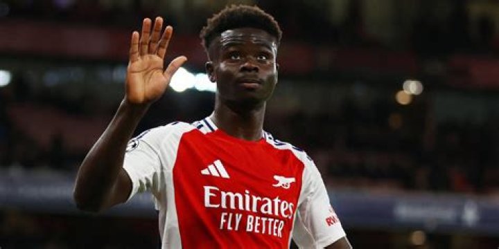 Histoire de l'enfance de Bukayo Saka et faits biographiques inchangés