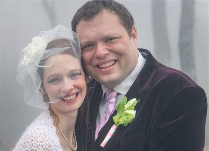 Charles Pol Is Married to His Girlfriend Turned Wife, Beth Oakes. Know Their Net Worth