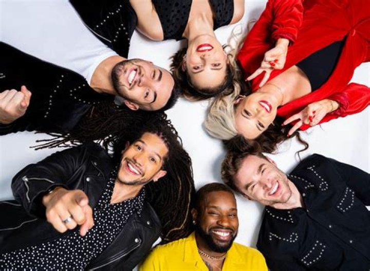 Darryl Worley Announces Home For The Holidays Dinner Show Residency With Lorrie Morgan, Deana Carter & More