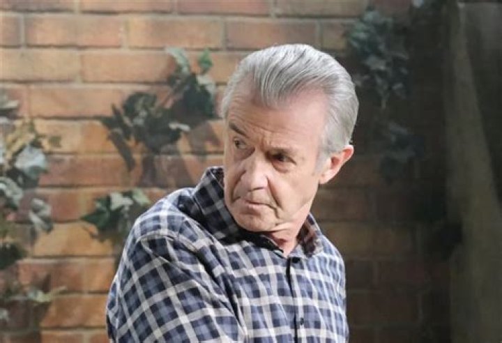 Cancer Diagnosis, Clyde vs Harris, Theresa Packs, Everett’s Threat