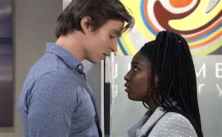 Joss Becomes Jealous When Trina And Spencer Spend Time With Cameron!