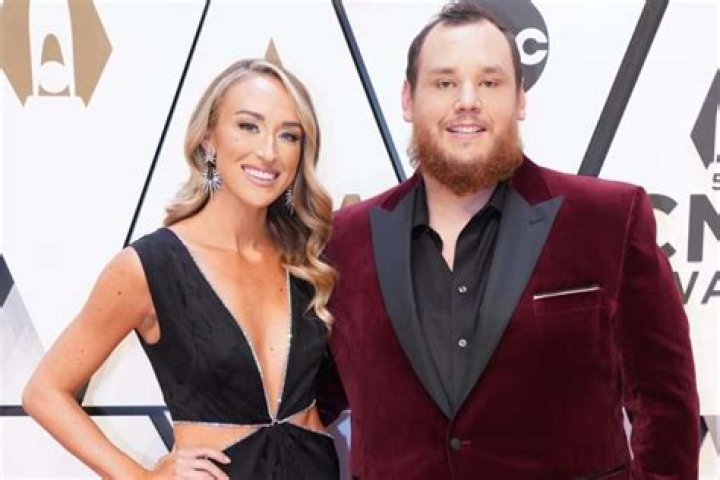 How Did Luke Combs & Nicole Hocking Meet?