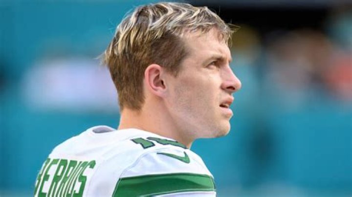 Jets Release Pro Bowl Returner Braxton Berrios – Celeb Secrets