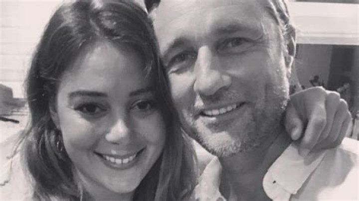 Martin Henderson Girlfriend Aisha Mendez