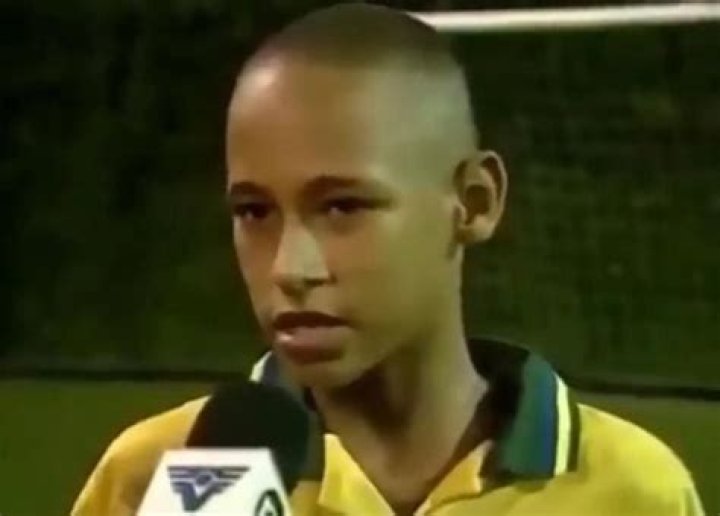 Histoire de l'enfance de Neymar Plus Faits Biographie Untold