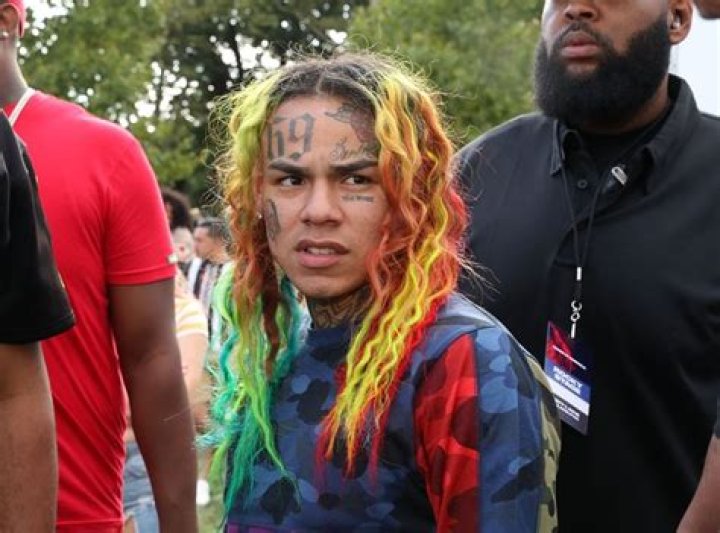 Tekashi 6ix9ine Names Other Rappers He Says Are Gang-Affiliated